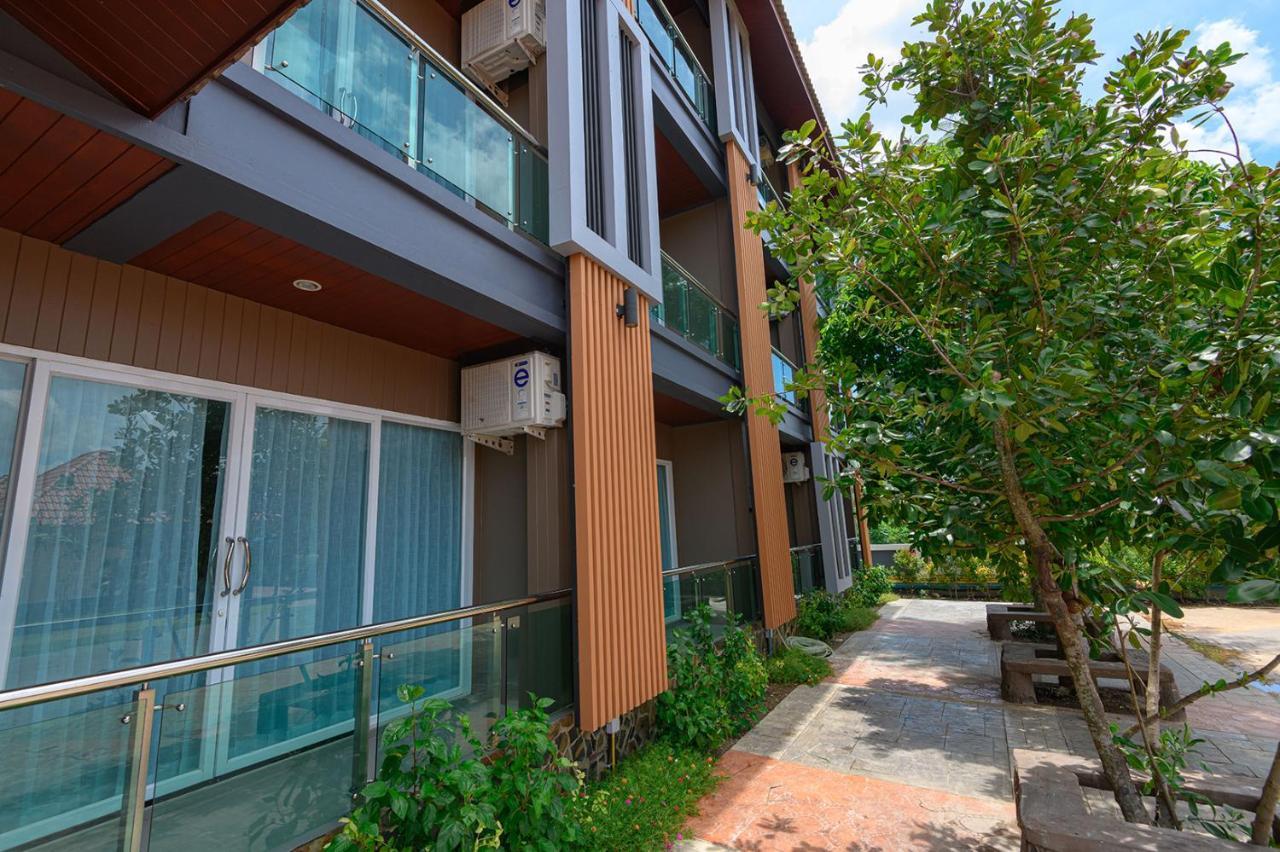 Avarin Resort Pakchong Exterior photo