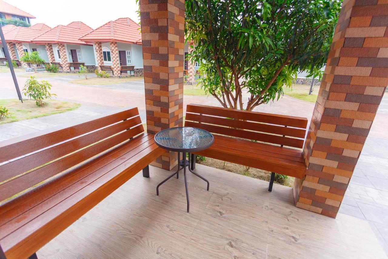 Avarin Resort Pakchong Exterior photo